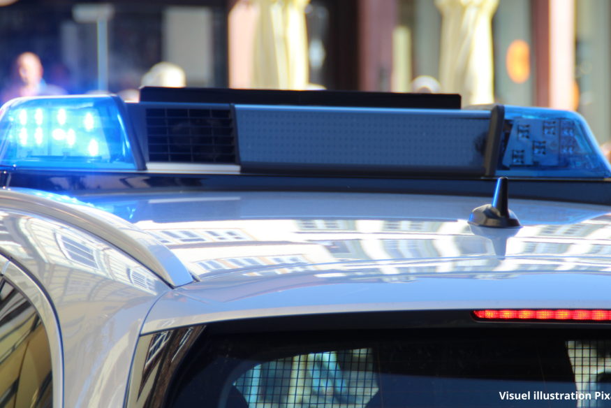 Bourges : un homme jugé après avoir poignardé son voisin à plusieurs reprises